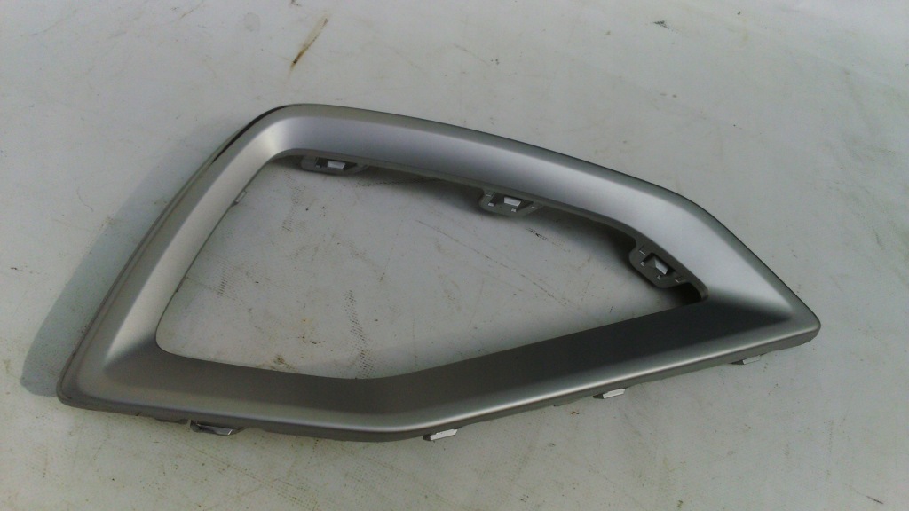 Купити Audi q2 молдинг рамка ліва бампера задня 81a807967a