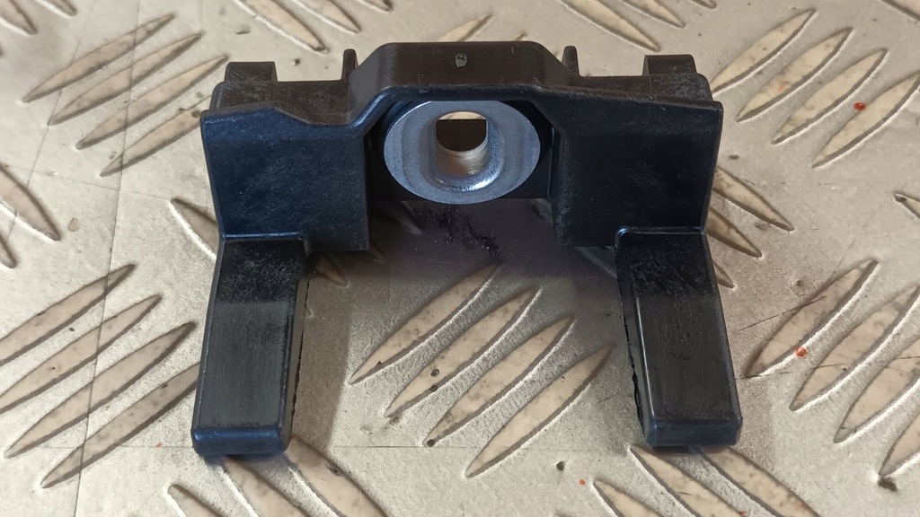 фото №1, Кронштейн кронштейн решётка vw arteon 2017-