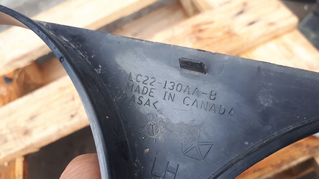 фото №8, Dodge challenger корпус лампы защита lc22-130-aa