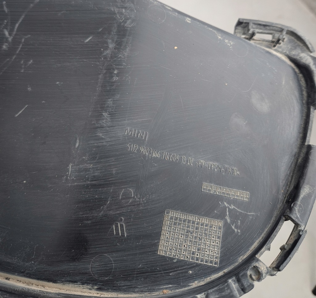 фото №13, Mini countryman r60 молдинг рамка pod номерной знак бампера задняя 9803166