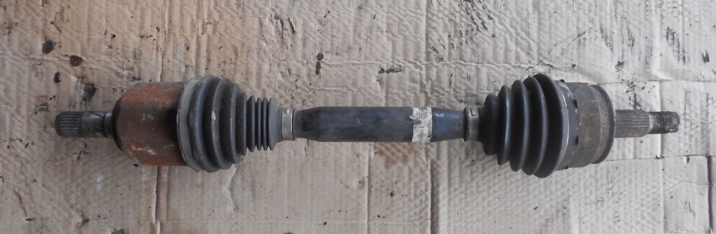 фото №1, Alfa romeo giulietta приводной вал левая 51806989