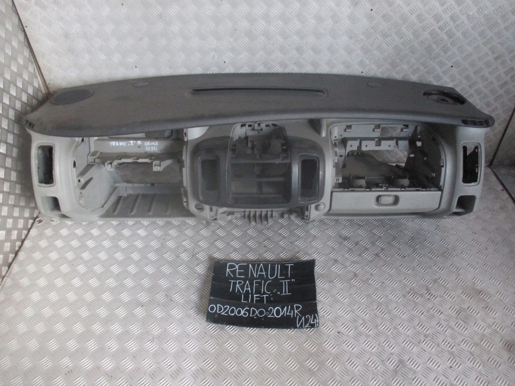 фото №1, Панель приладів консоль renault trafic ii lift 06-14r