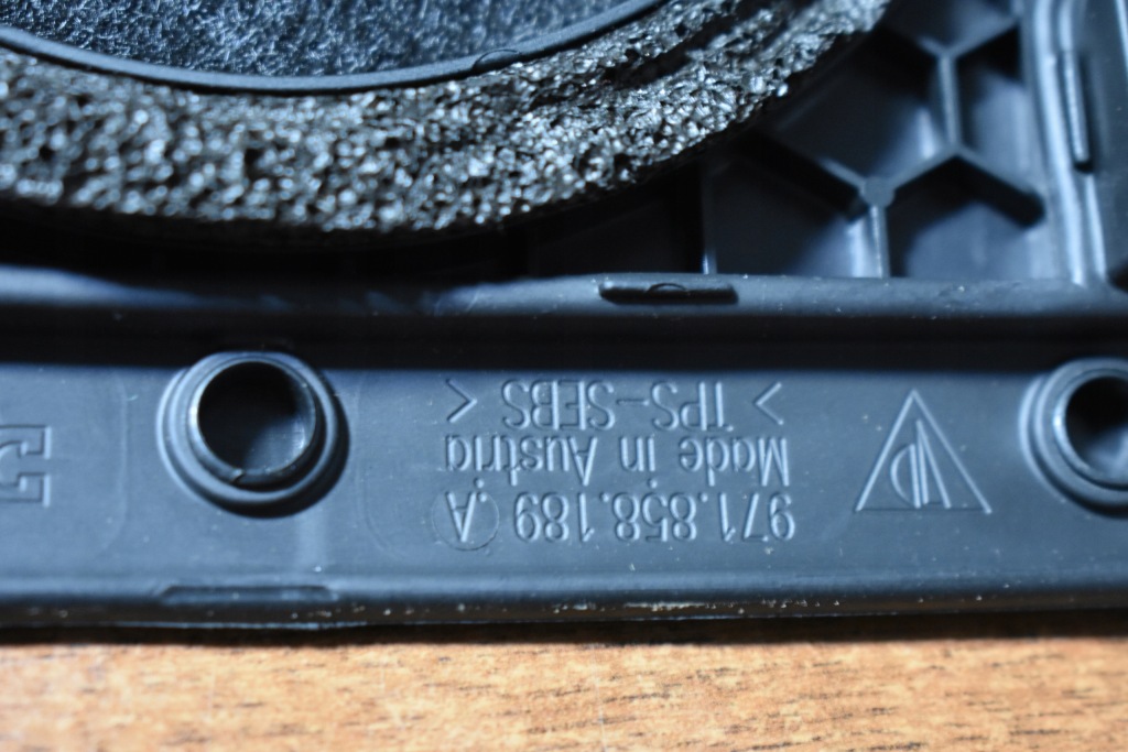 фото №5, Idealny стопор решітка консолі porsche panamera 971 1