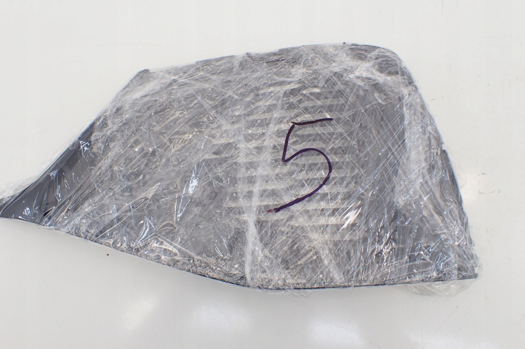 фото №14, Решётка решётка радиатора бампера правая audi q8 4m8 18