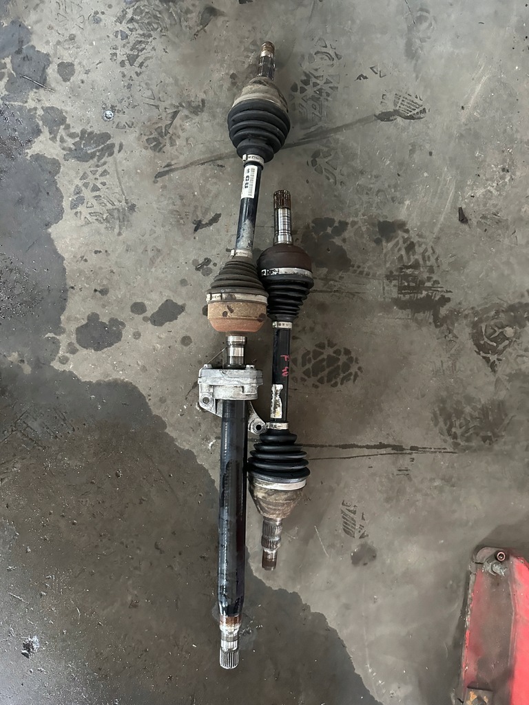 фото №1, Opel astra iv приводной вал левая правая 13250869