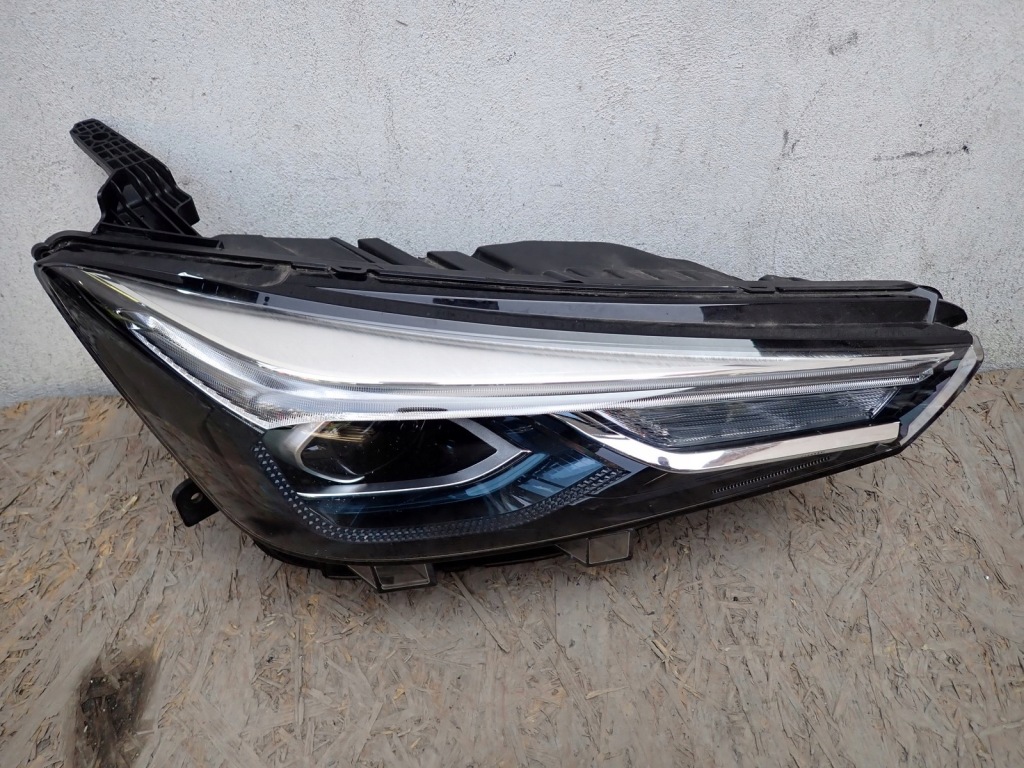 фото №1, Лампа права фара правий full led mg mg5 5 v ev 2020-