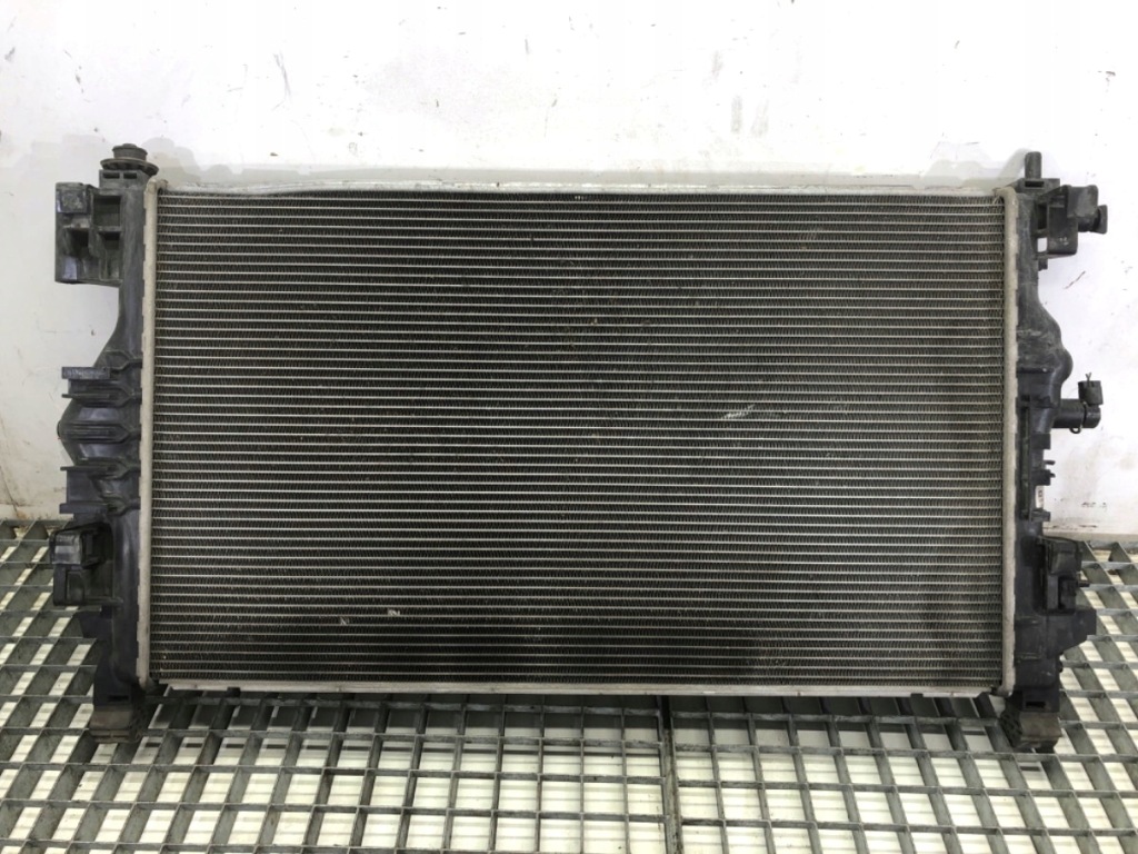 Купить Радиатор воды opel zafira c 1.6 136km 13393983 радиатор