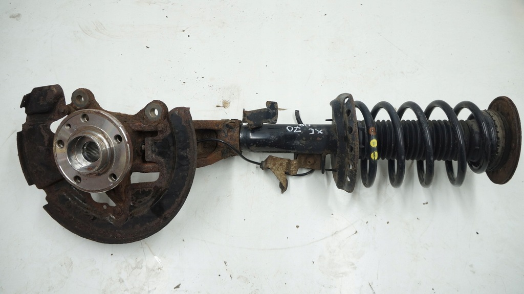 фото №1, Volvo xc70 iii амортизатор левый перед macpherson