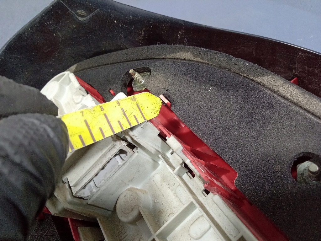 фото №9, Audi a3 8l lift лампа задняя правая задняя 8l0945096c