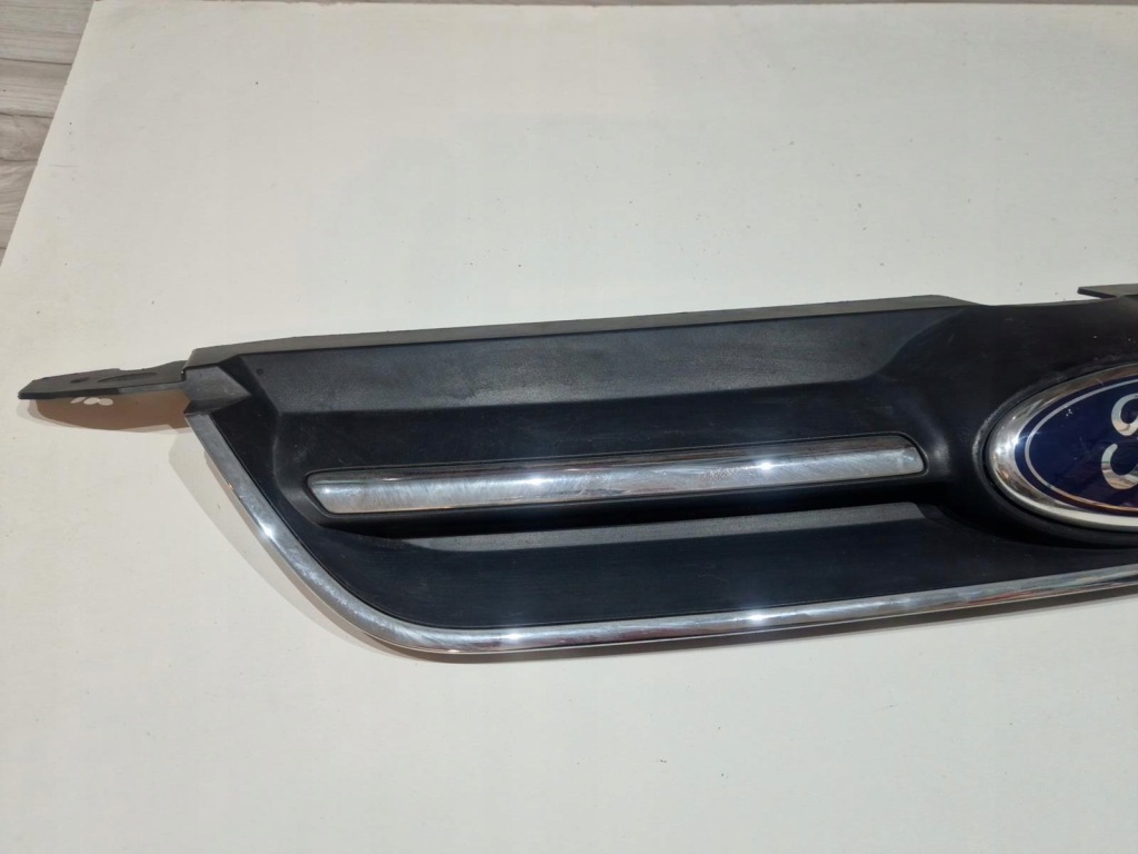 Ford c-max ii 10-14 решітка радіатора решітка радіатора бампер перед am51-r8200-c Ціна