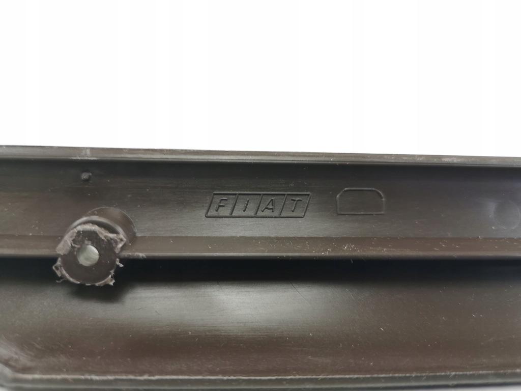 Накладка поріг права wew fiat uno 89-95 duna ori Київ