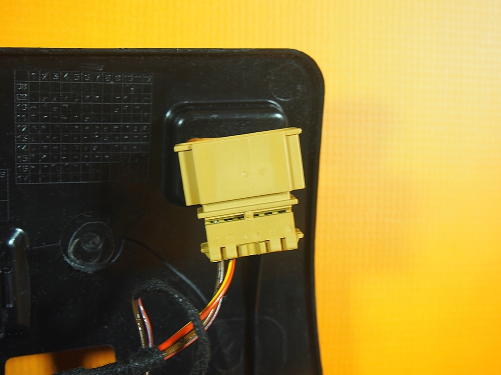 фото №11, Audi a5 8t бардачок пассажира консоли 8k1857035f