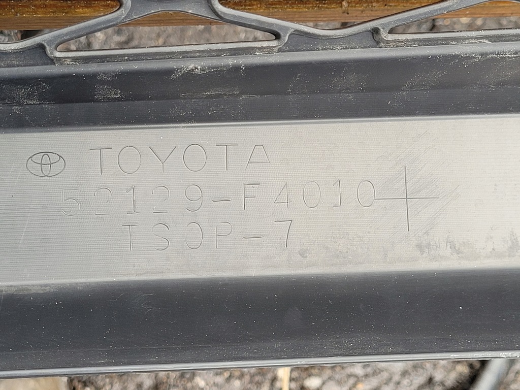 фото №10, Toyota c-hr i | бампер решётка решётка радиатора средняя перед 52119-f4010 | 1552