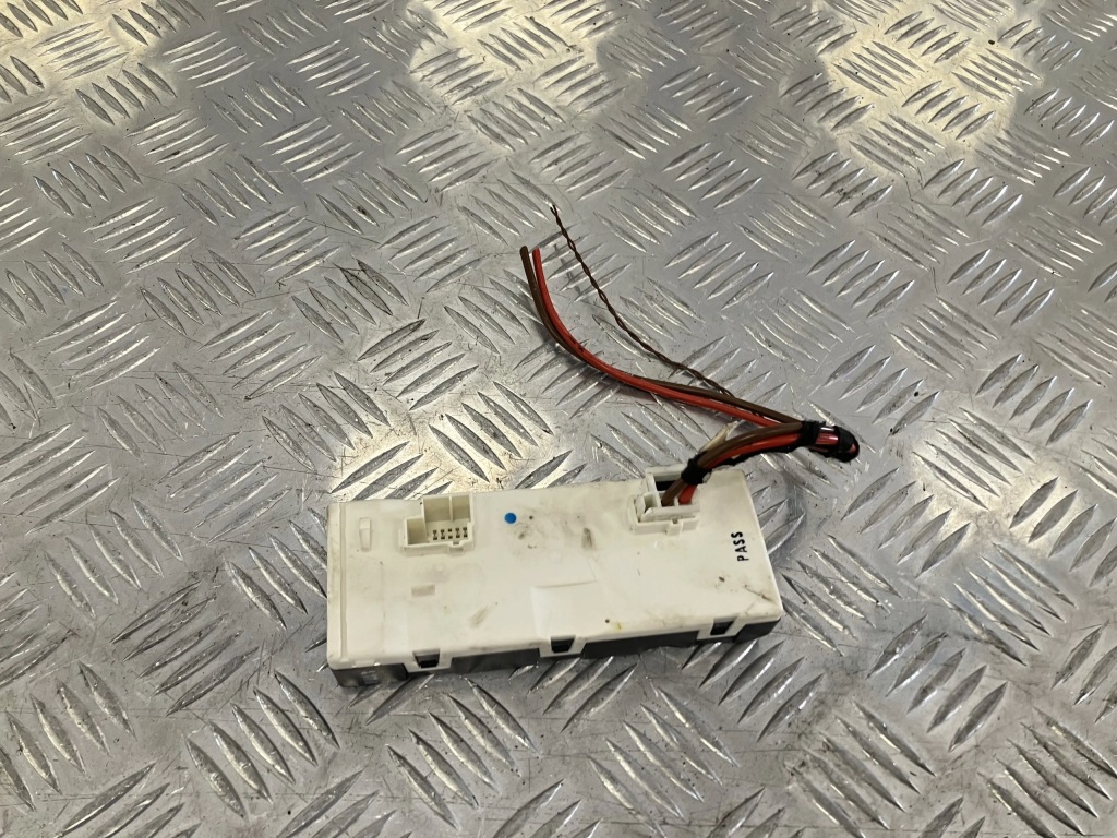 Купити Модуль блок керування кришки багажника mercedes glc x253 2.2 cdi