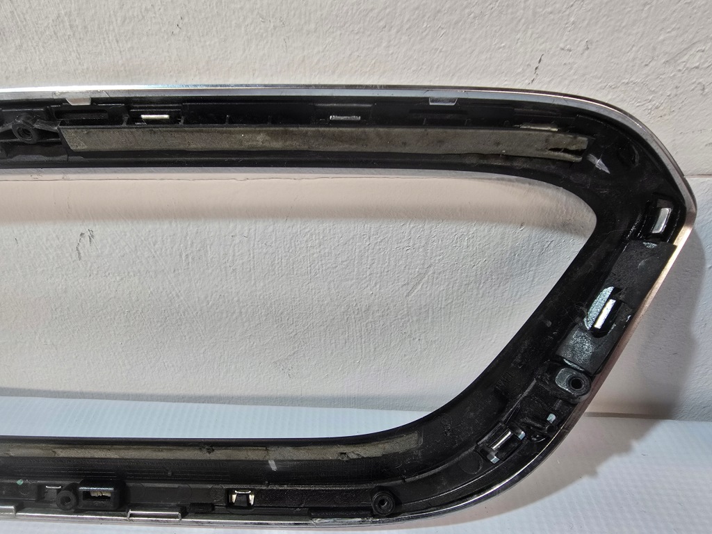 фото №10, Bmw i01 i3 решітки радіатора рамка бампера передній права i ліва 7299130 7299129