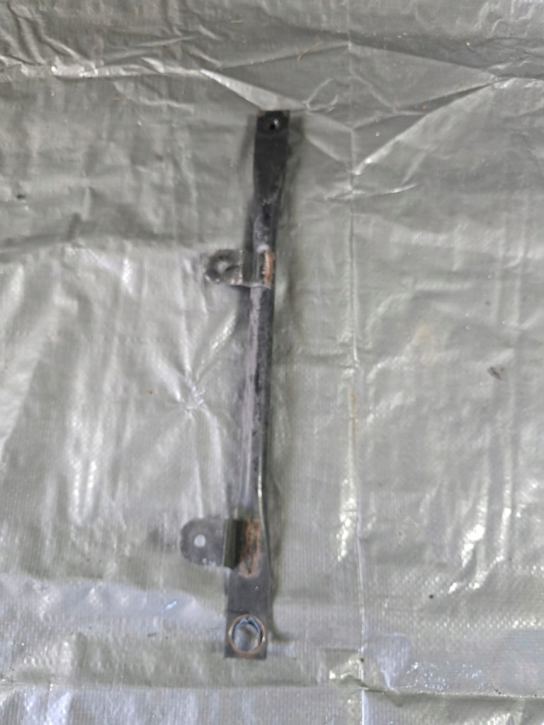 фото №3, Кронштейн подрамник перед toyota prius plus