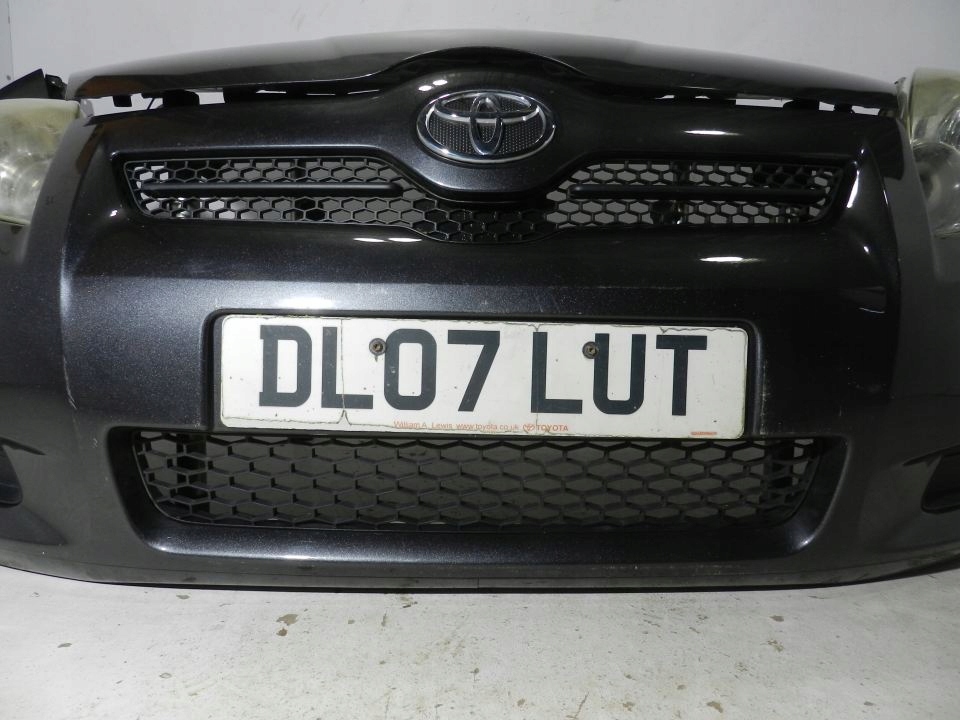 фото №7, Бампер капот перед toyota corolla verso ii lift