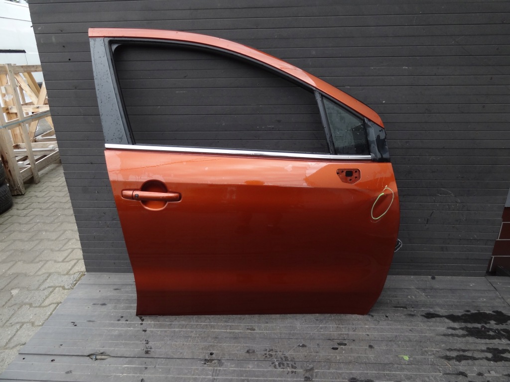 фото №1, Suzuki sx4 s-cross ii 2023 дверь передние правое полный оригинал