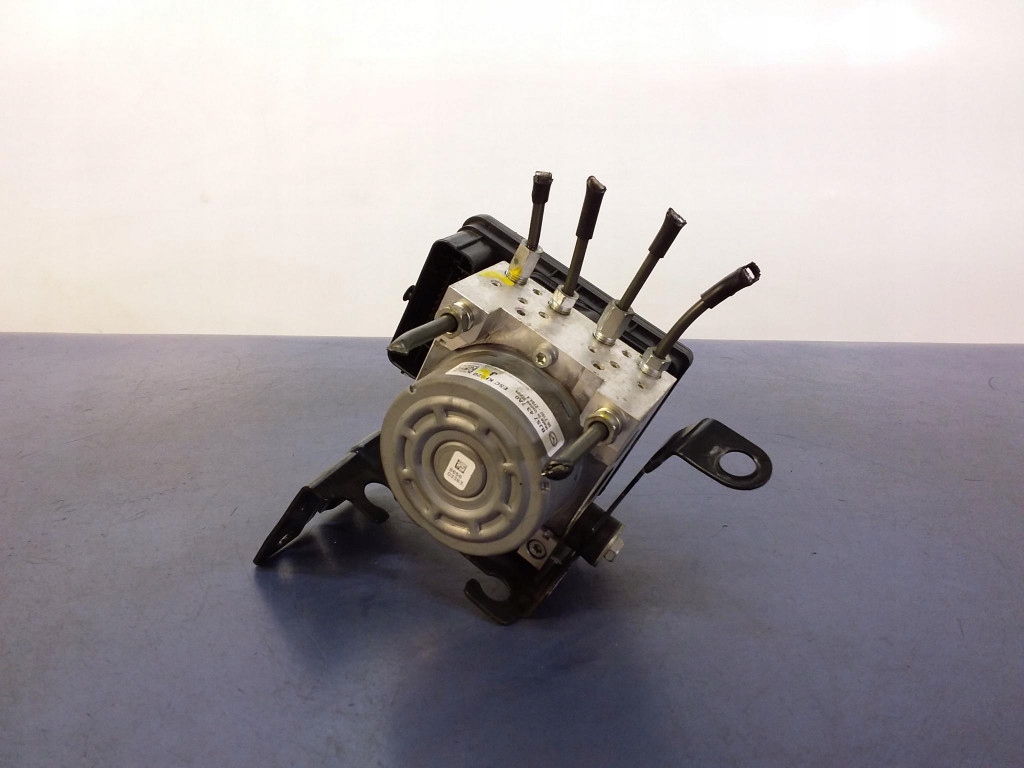 фото №2, Mazda 3 bm насос abs bjs7437a0