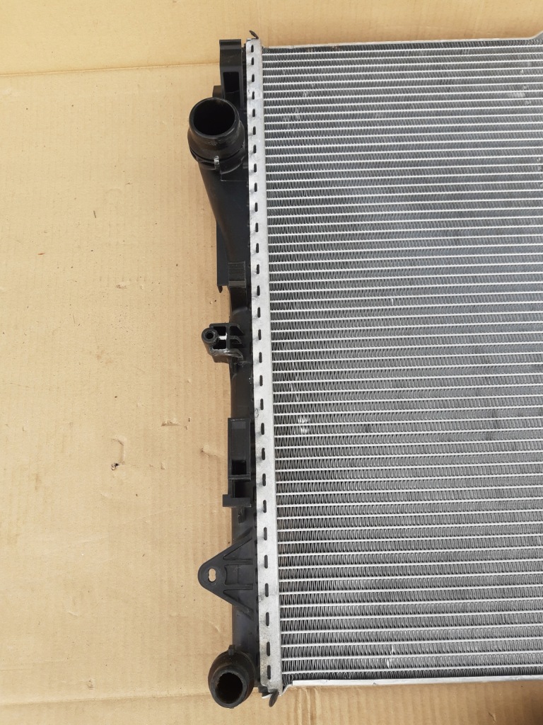 Купити Mercedes e w213 1.5 2.0 m264 рестайлінг  2x радіатор води