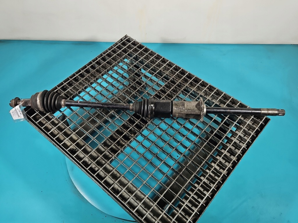 Купити Привідний вал перед ліва maserati quattroporte vi 13- 3.0 v6 автоматична коробка передач