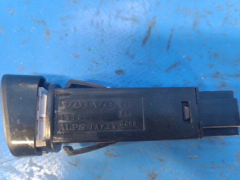 фото №4, Кнопка аварийных света volvo s60 10-13 9123681