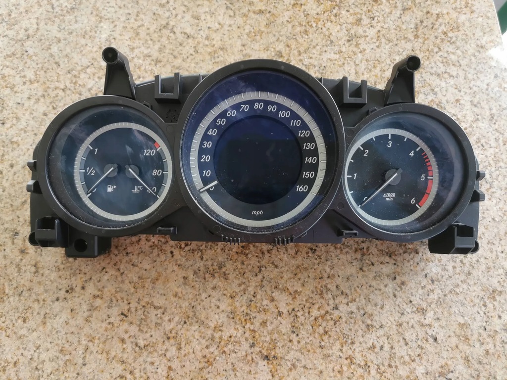 фото №1, Лічильник приладова панель mercedes w204 2.2 cdi uk