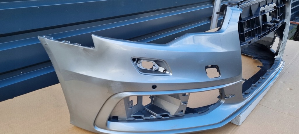 фото №7, Audi a6 c7 s-line 11- бампер перед оригинал a061