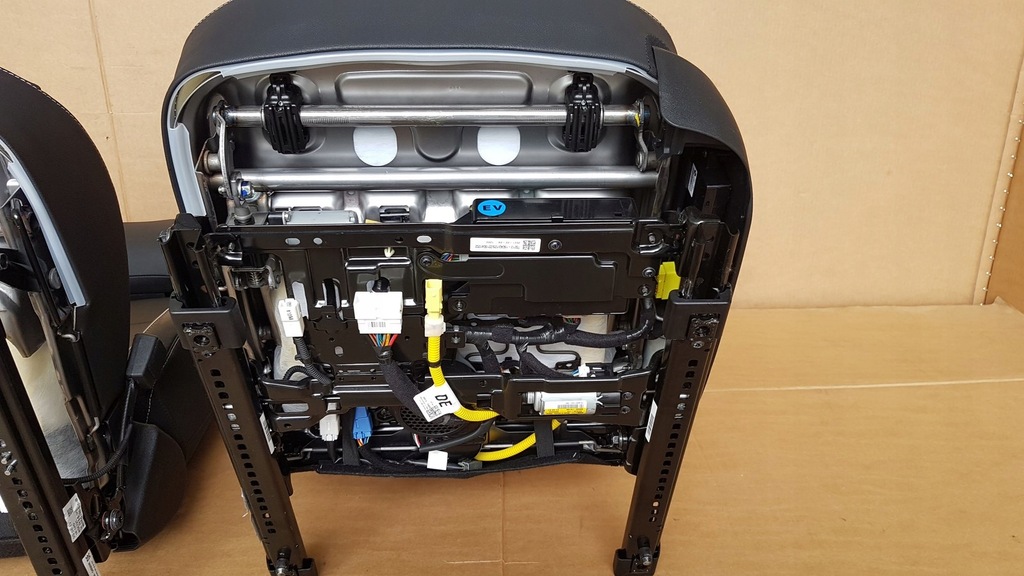 фото №7, Обивка сиденья сиденье салон niro electric 2021