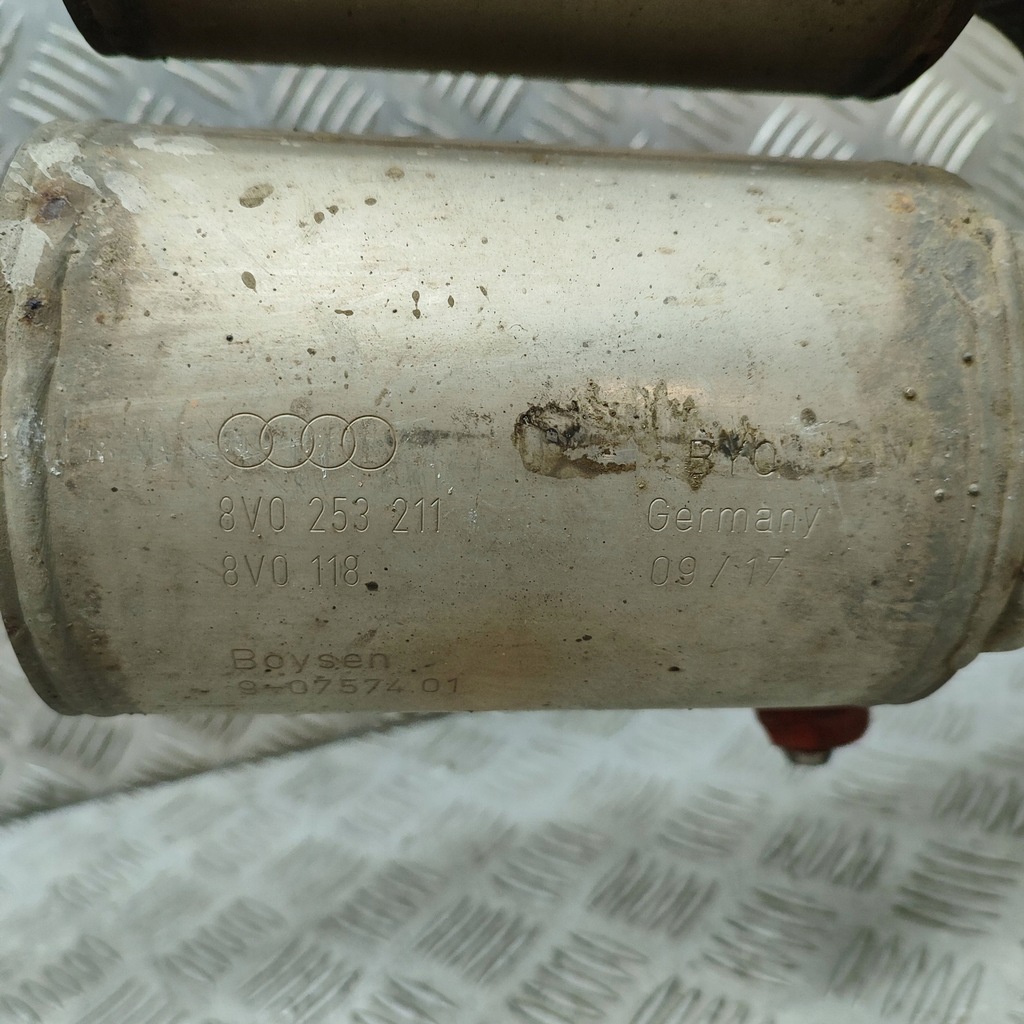 фото №11, Audi rs3 2017 гаситель kompletny