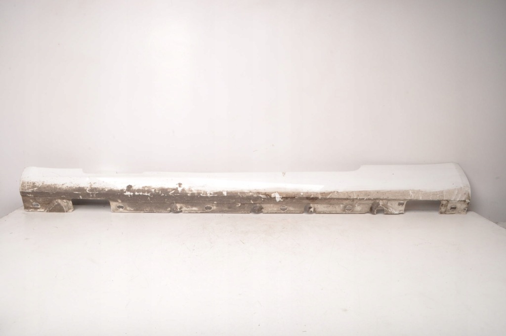 Купить Mercedes a207 w207 накладка порог левая 149