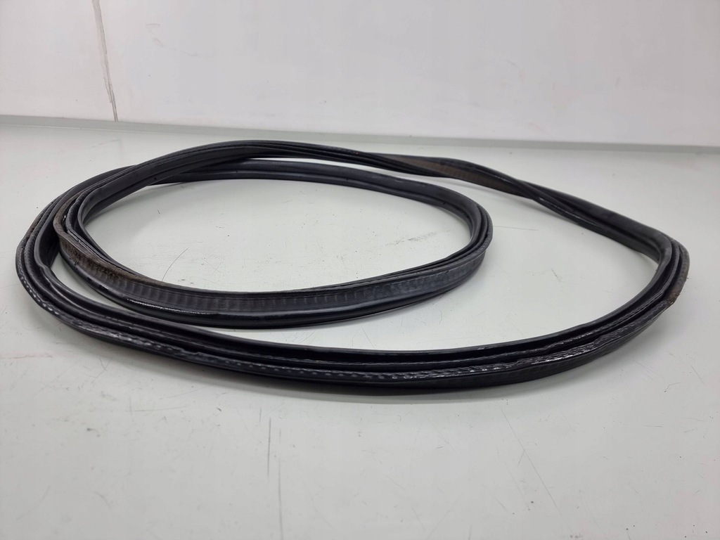 фото №4, Прокладка кришки багажника land rover range rover velar velar