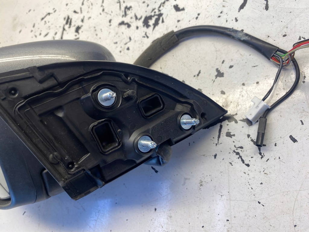 фото №15, Nissan leaf ii зеркало левая 8+2 pin антенна