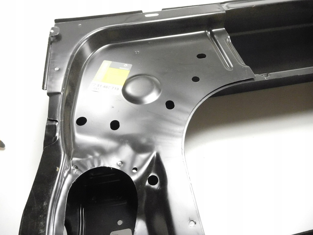 фото №7, Порог правый renault megane classicestate 7751467719