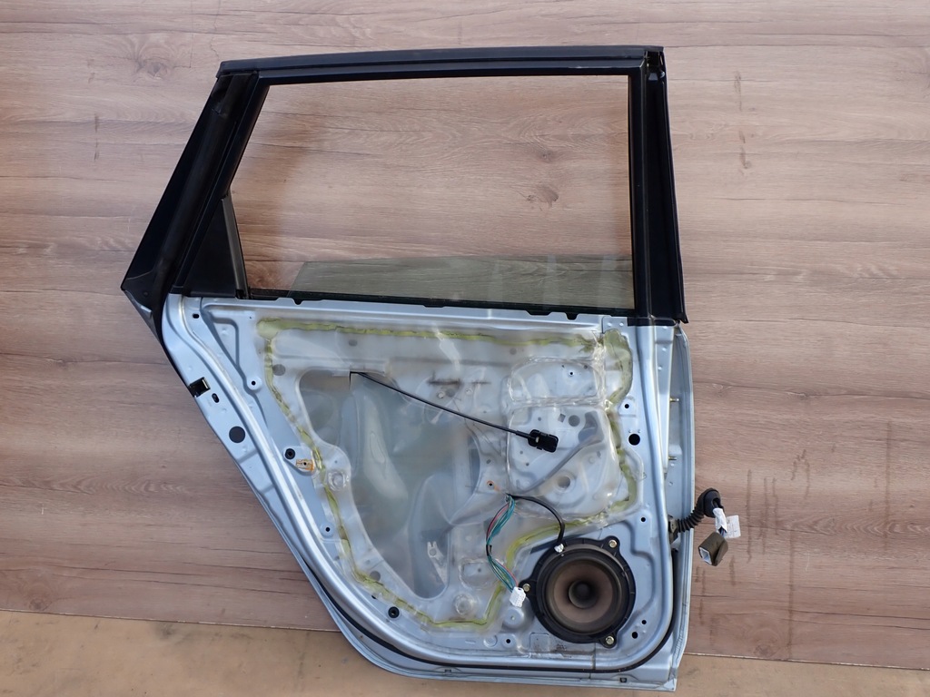 фото №11, Nissan primera p12 w12 02-07 дверь задние левая b22g