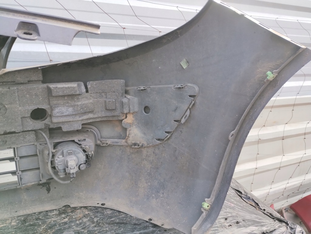 Renault scenic ii бампер передний kpl в Украине