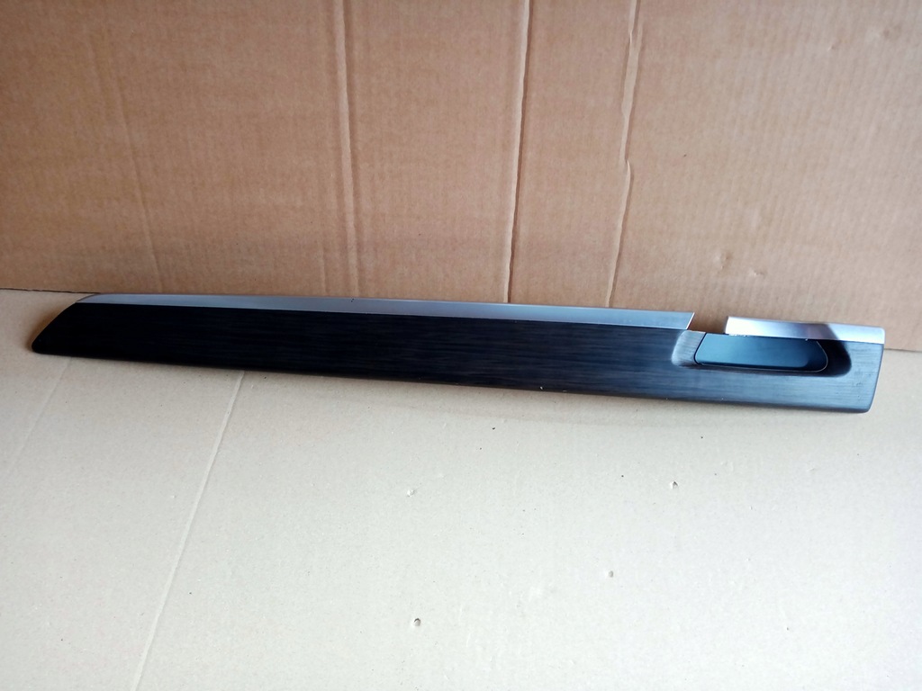 фото №1, Bmw 7 f01 молдинг оббивка двері правий перед drewn