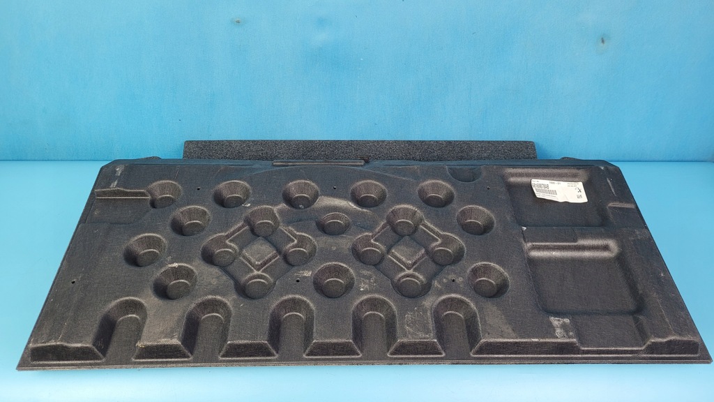 фото №9, Dodge challenger sxt 19r пол обшивка багажника 68169878ab