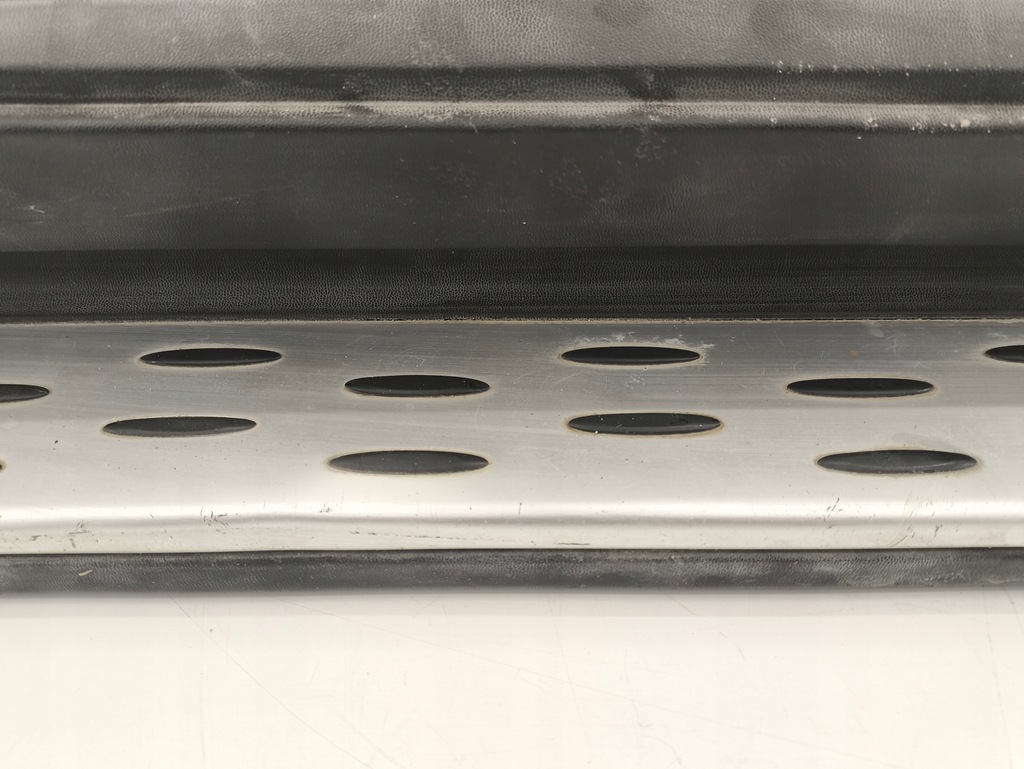 фото №4, Молдинг поріг підніжка правий mercedes ml w166