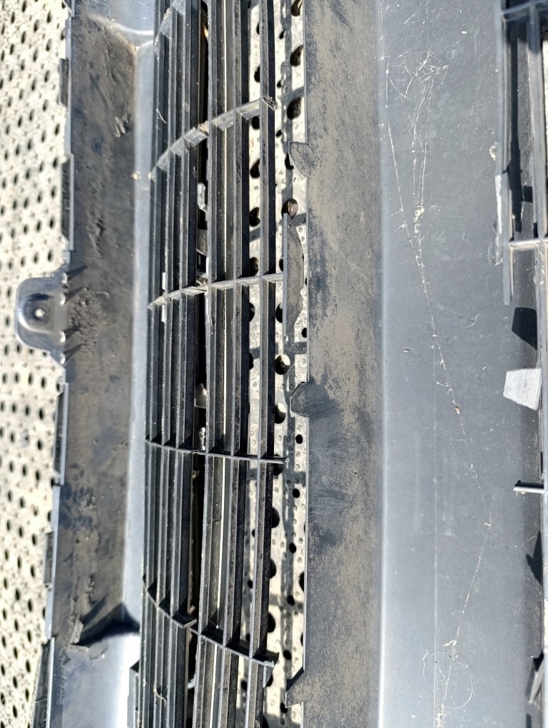 Peugeot 308 t7 hb 5d бампер перед протитуманна фара kth Недорого