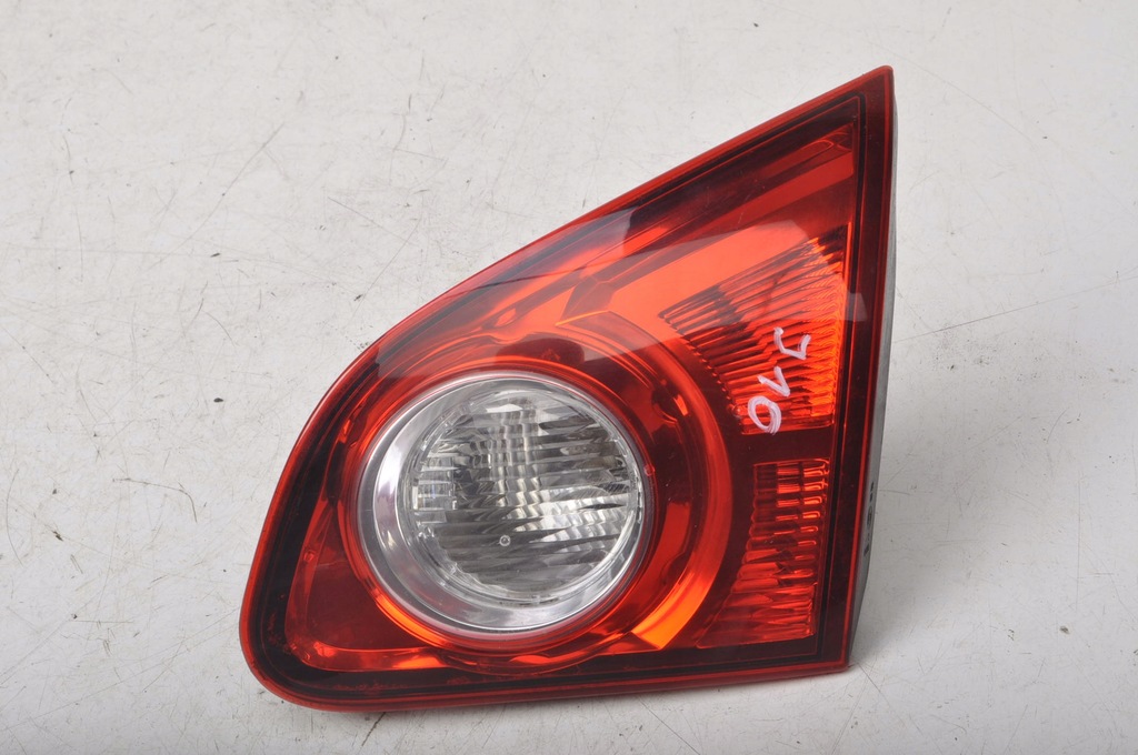 фото №1, Nissan qashqai j10 лампа права задня w кришка