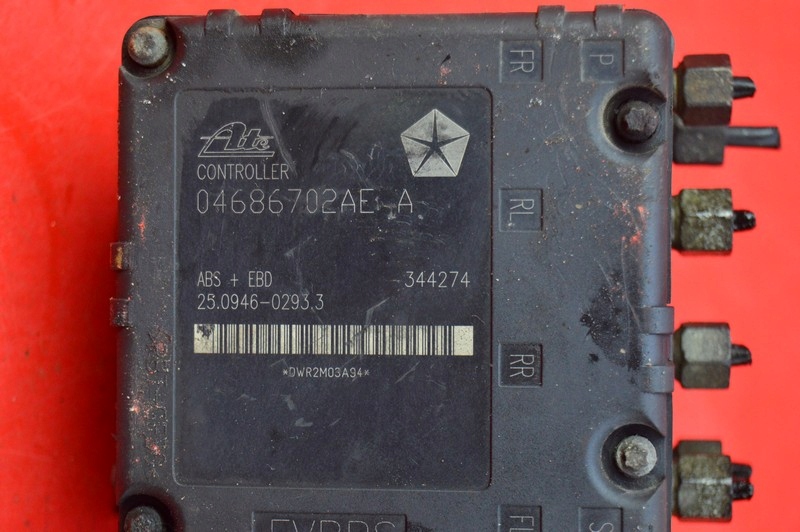 фото №8, Насос abs 04686702ae chrysler voyager 4 iv 2.5 crd 143 km 01-04