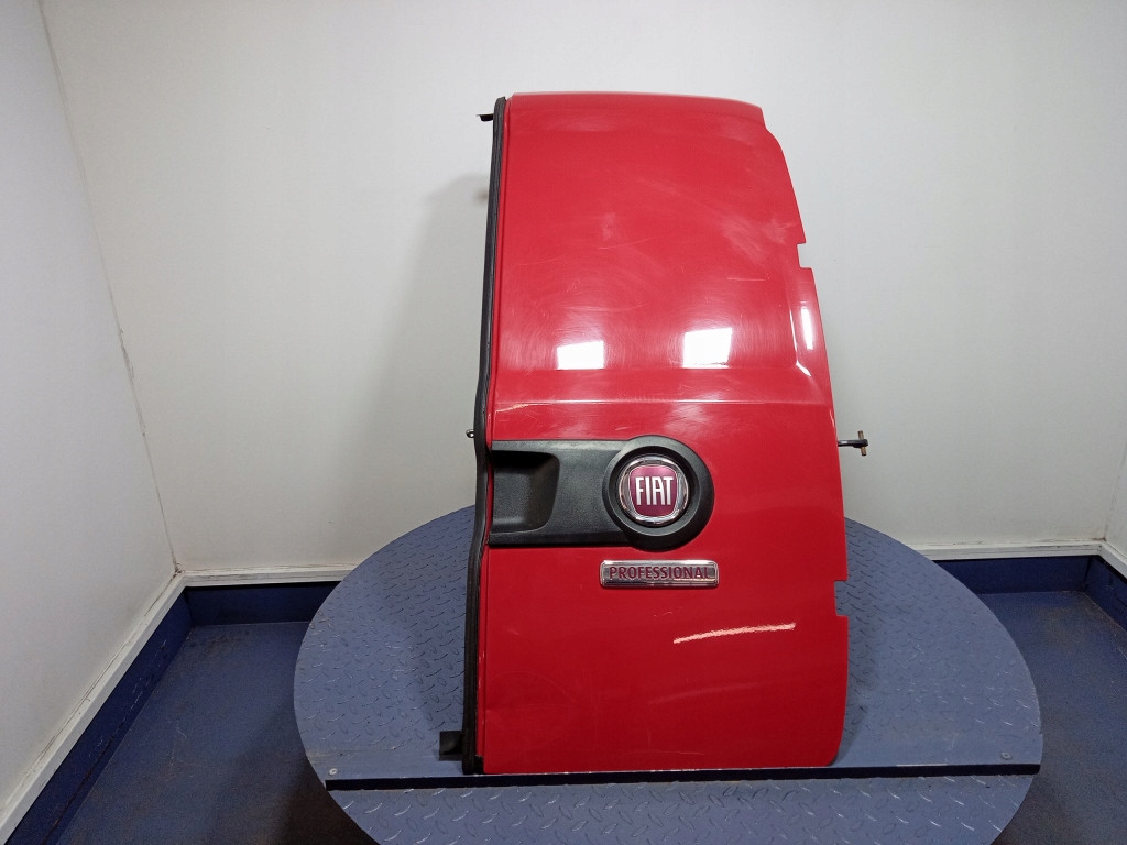 фото №1, Fiat doblo ii lift задние правое распашные задняя 168 rosso