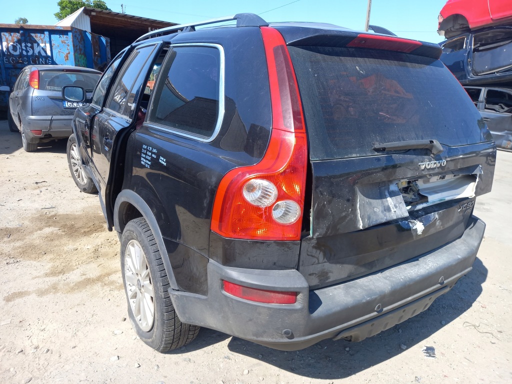 Volvo xc90 крыло  левое  перед передний 452-26 Доставка