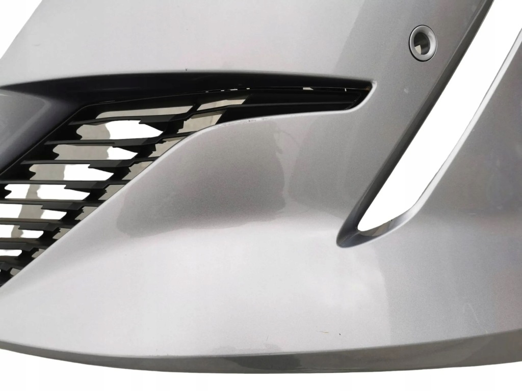 фото №13, Бампер, решётка средняя peugeot 208 ii