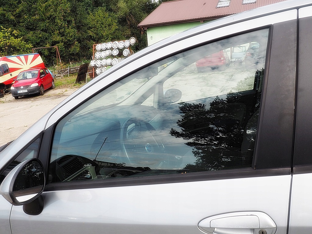 фото №6, Grande punto скло двері перед задня права ліва