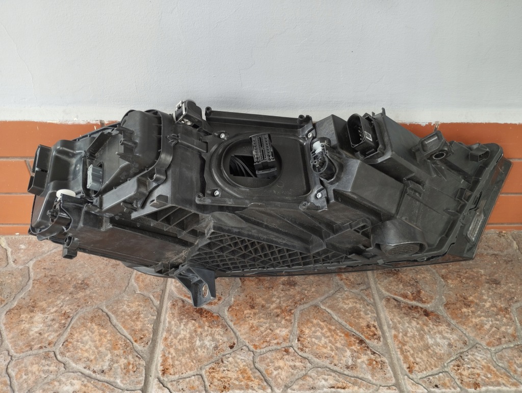 Фара ліва full led matrix audi q7 2 4m0 2015-19 4m0941035 Недорого