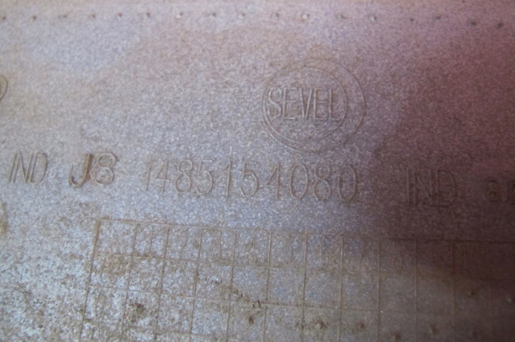 фото №10, Peugeot 807 02- citroen c8 крила лівий задня szary ezw кришка заливної пального