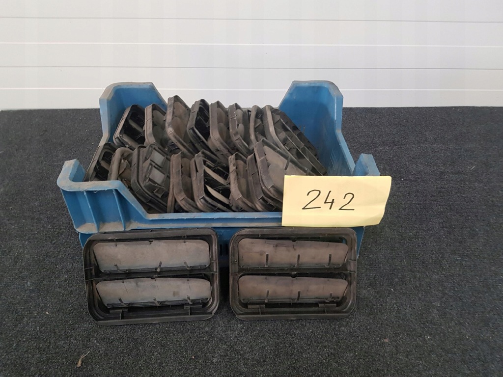 фото №1, Решётка вентилятора задняя trafic iii vivaro b talento