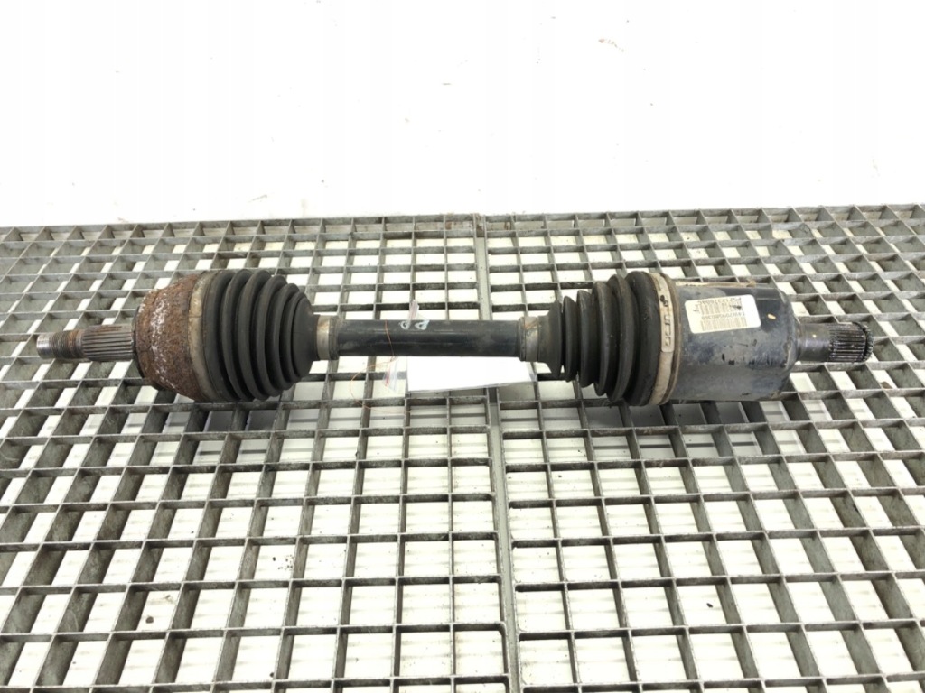 фото №1, Привідний вал правий перед jeep cherokee kl p52123760ac 3.2 272km шарнір